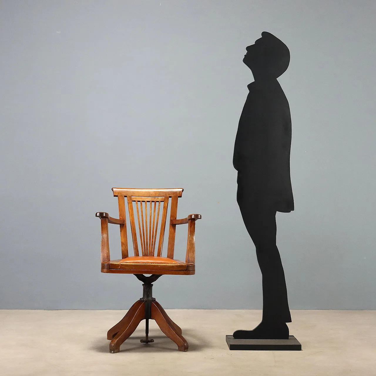 Swivel walnut armchair with open backrest, late 19th century 2