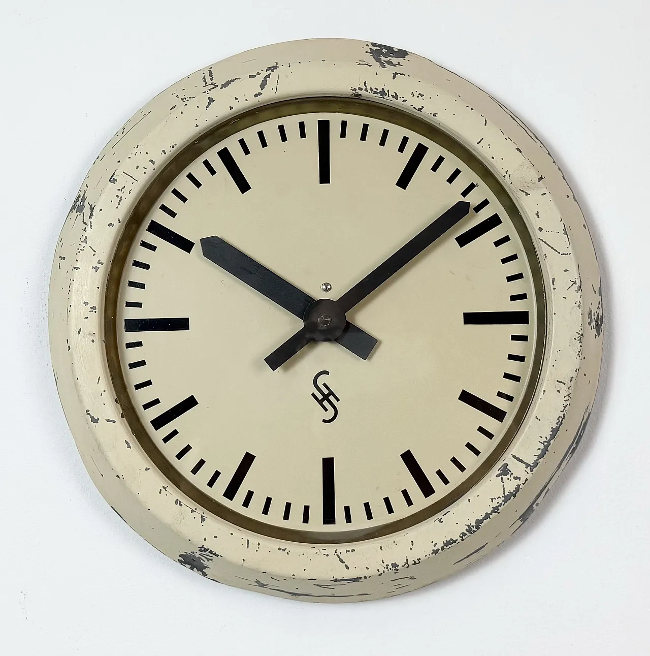Beige Industrial Factory Wall Clock from Siemens, 1950s 3
