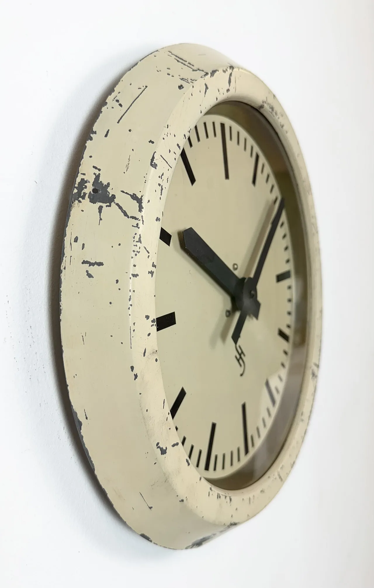 Beige Industrial Factory Wall Clock from Siemens, 1950s 5