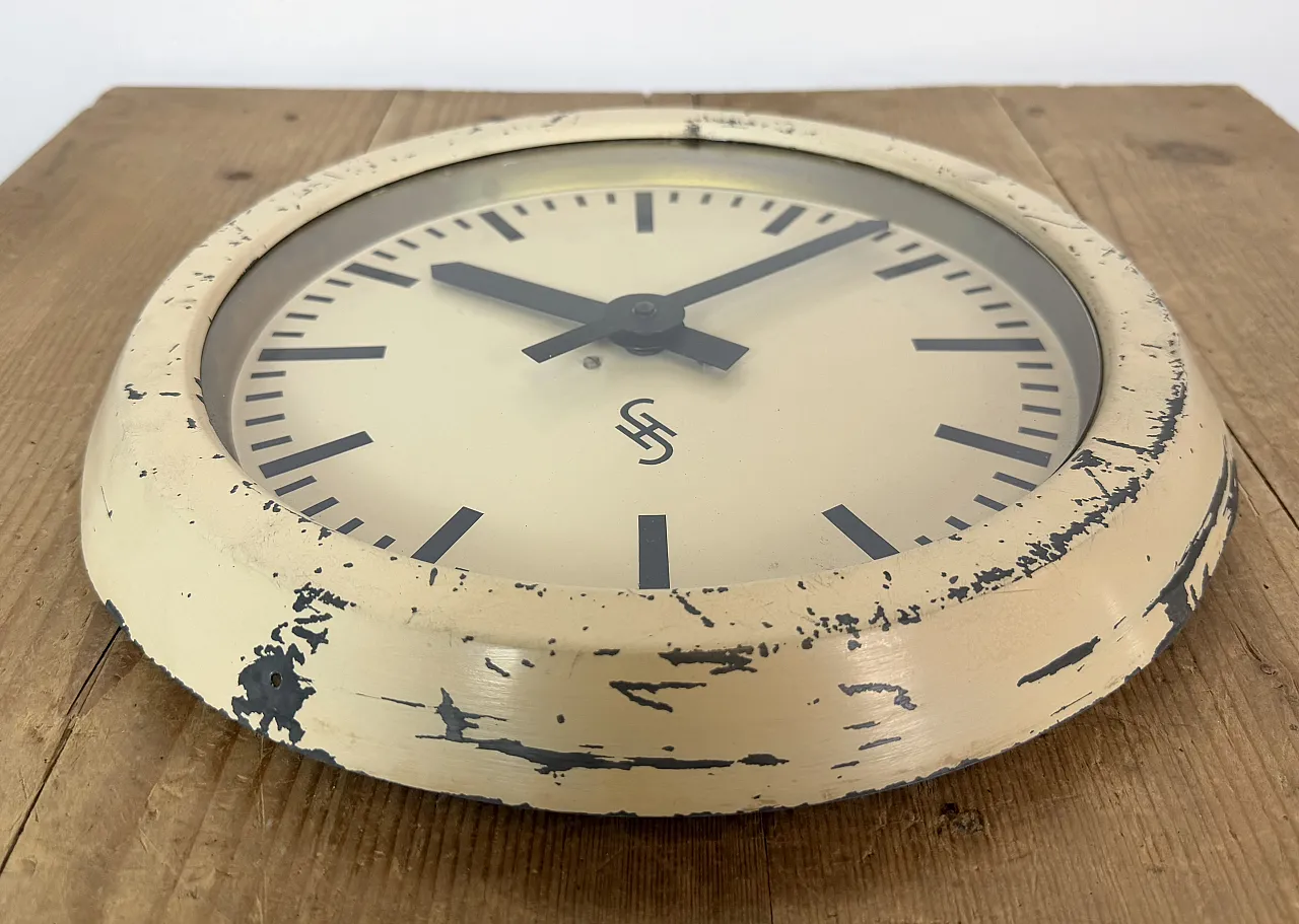 Beige Industrial Factory Wall Clock from Siemens, 1950s 8