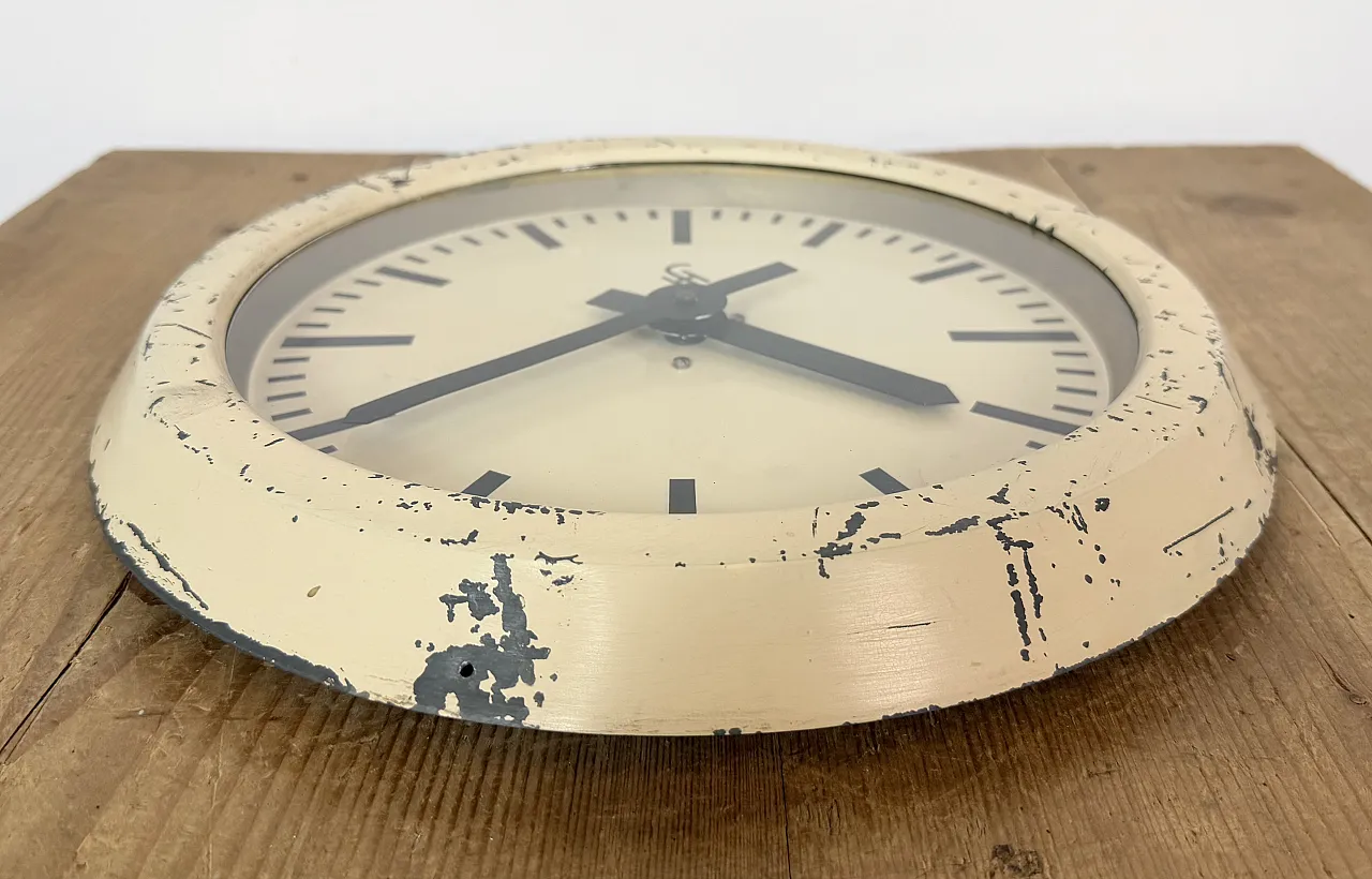 Beige Industrial Factory Wall Clock from Siemens, 1950s 13
