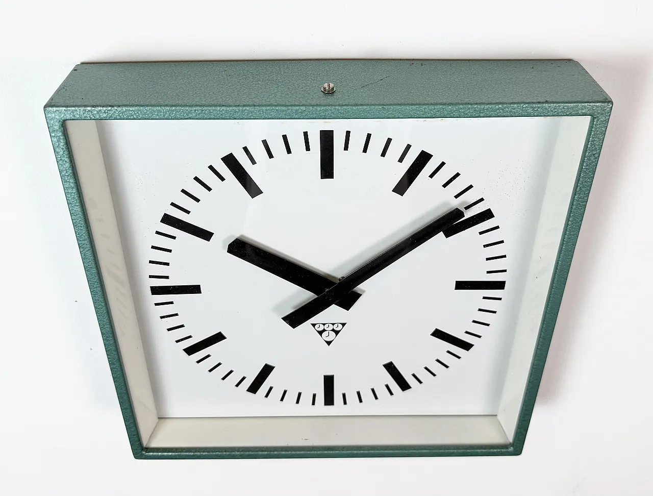 Green Industrial Square Wall Clock from Pragotron, 1970s 6