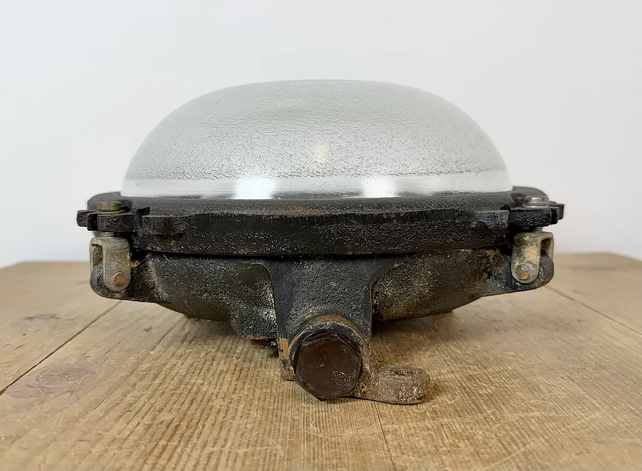 Lampada da parete o da soffitto industriale nera in ghisa di Elektrosvit 4