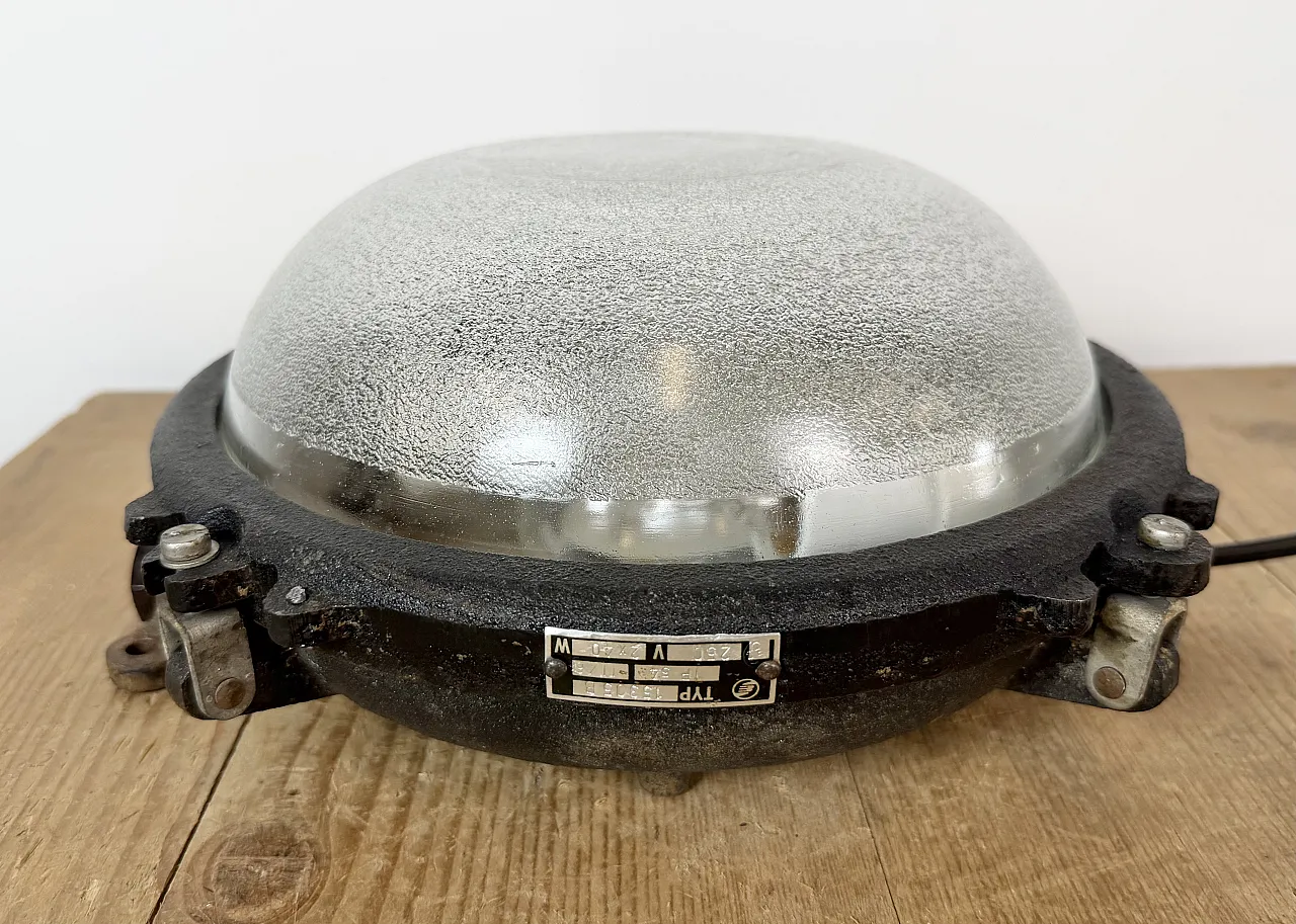 Lampada da parete o da soffitto industriale nera in ghisa di Elektrosvit 6