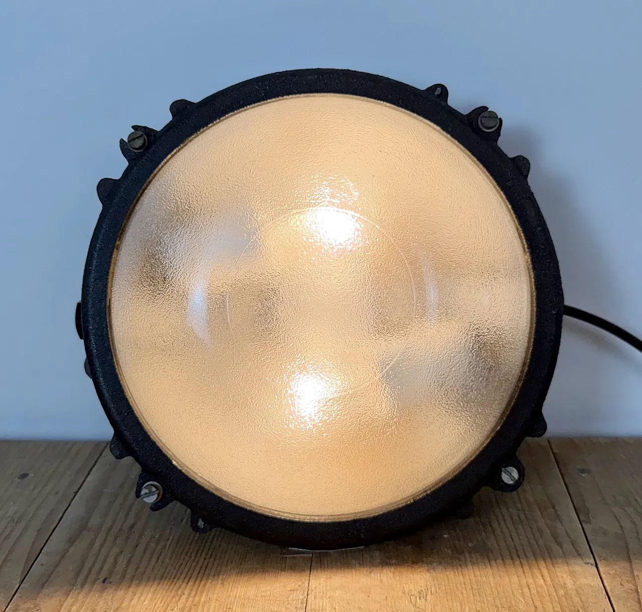 Lampada da parete o da soffitto industriale nera in ghisa di Elektrosvit 12