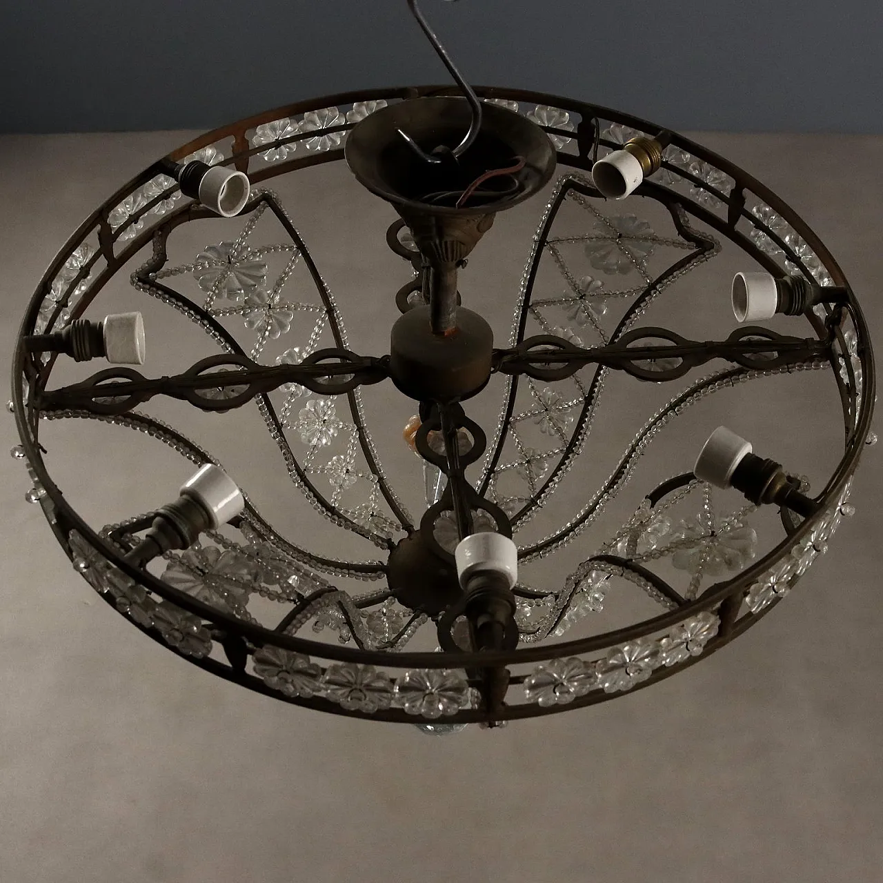 Coppia di lampadari a otto luci, primo '900 7