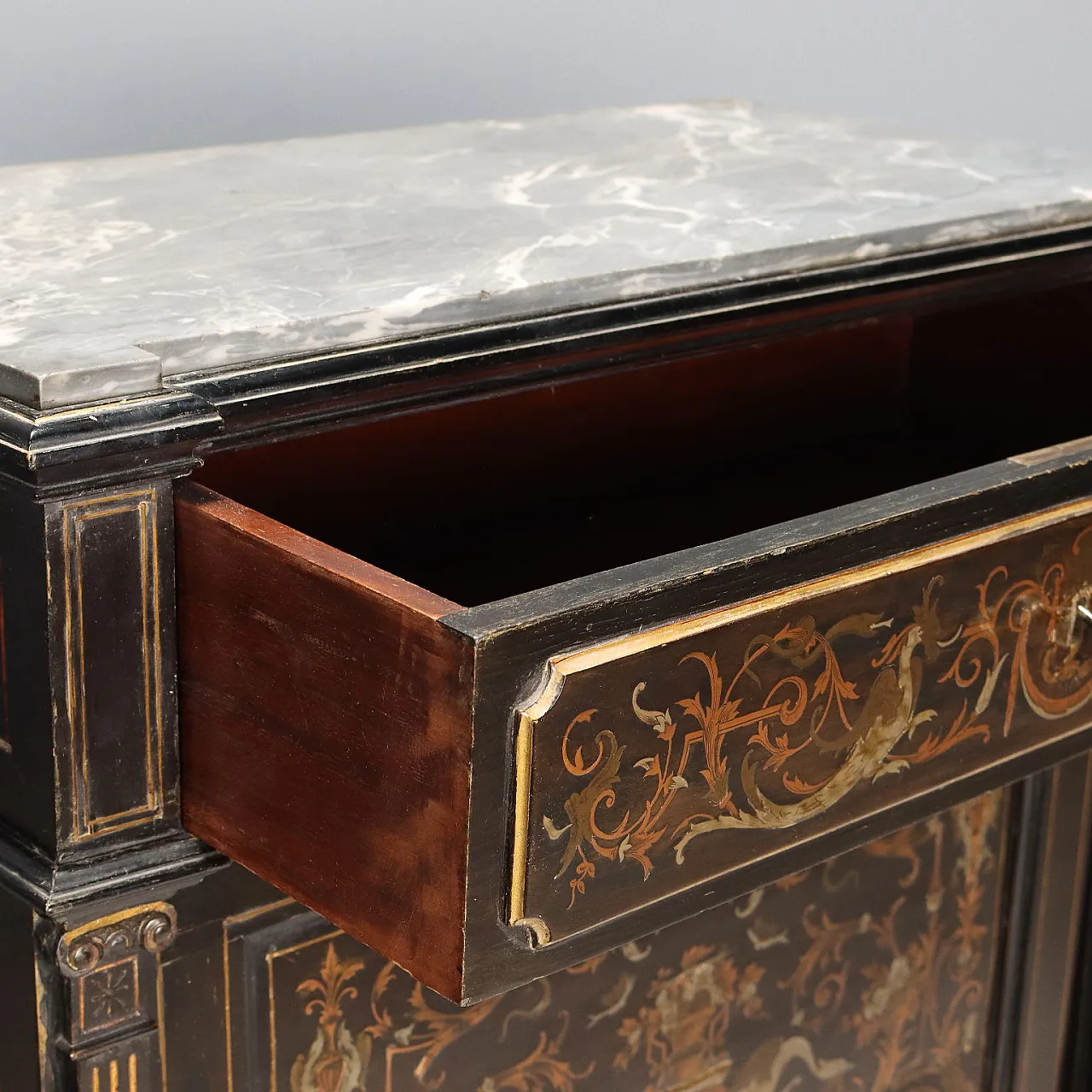 Secretaire in mogano ebanizzato e lamina di ottone, '800 6