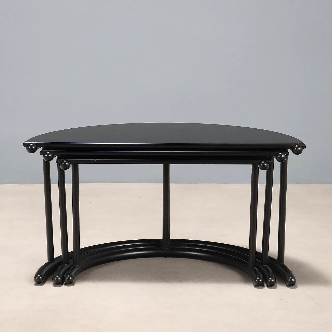 3 Lacquered wooden coffee tables, 20th century 10
