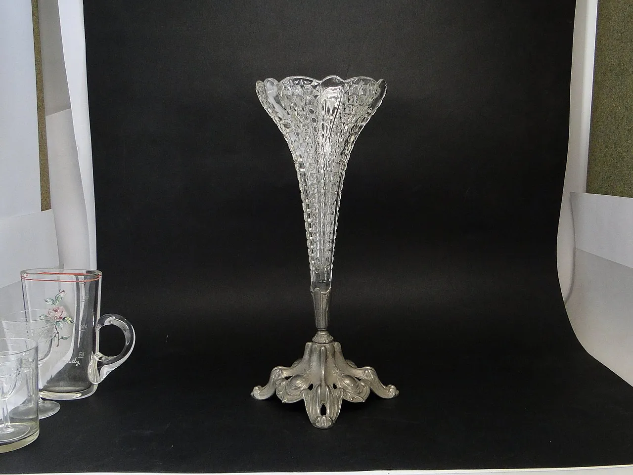 Art Nouveau Vase, France, 1920s 1
