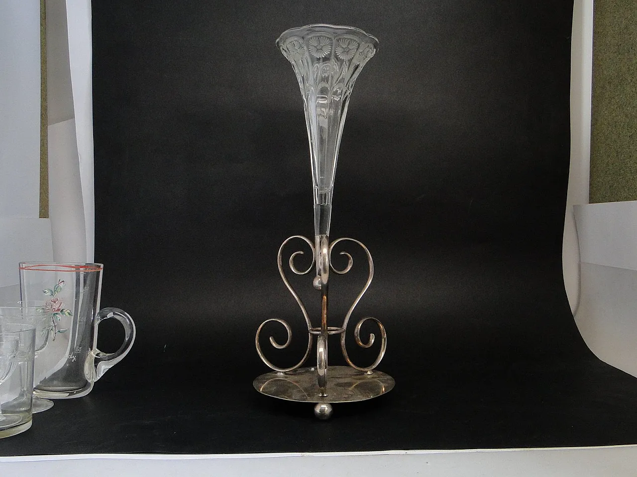Glass Vase, Great Britain, Early 20th Century 2