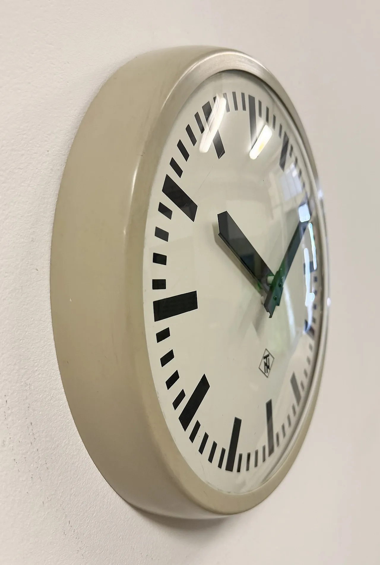 Industrial Grey Bakelite Wall Clock from TN, 1960s 4
