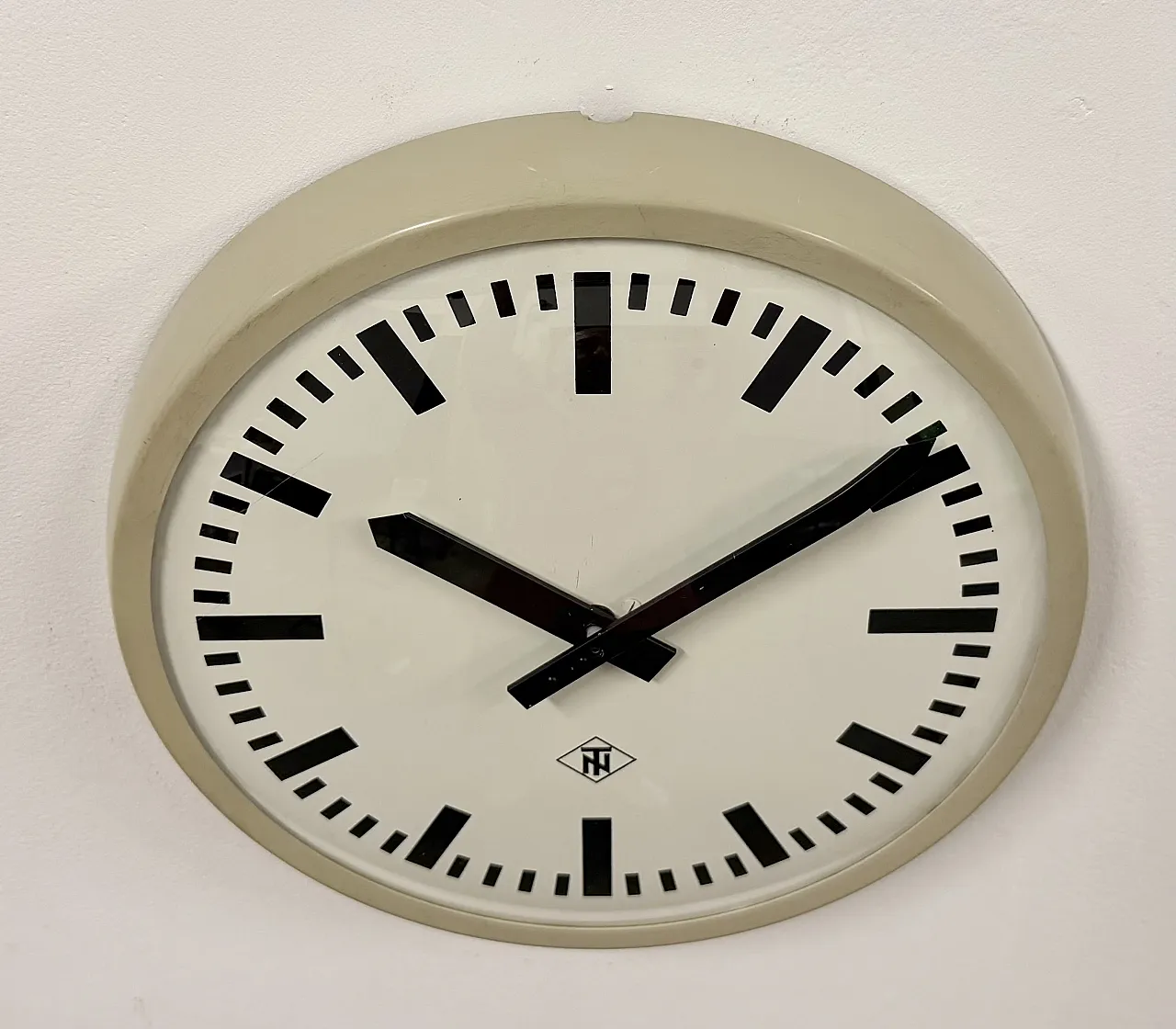 Industrial Grey Bakelite Wall Clock from TN, 1960s 5
