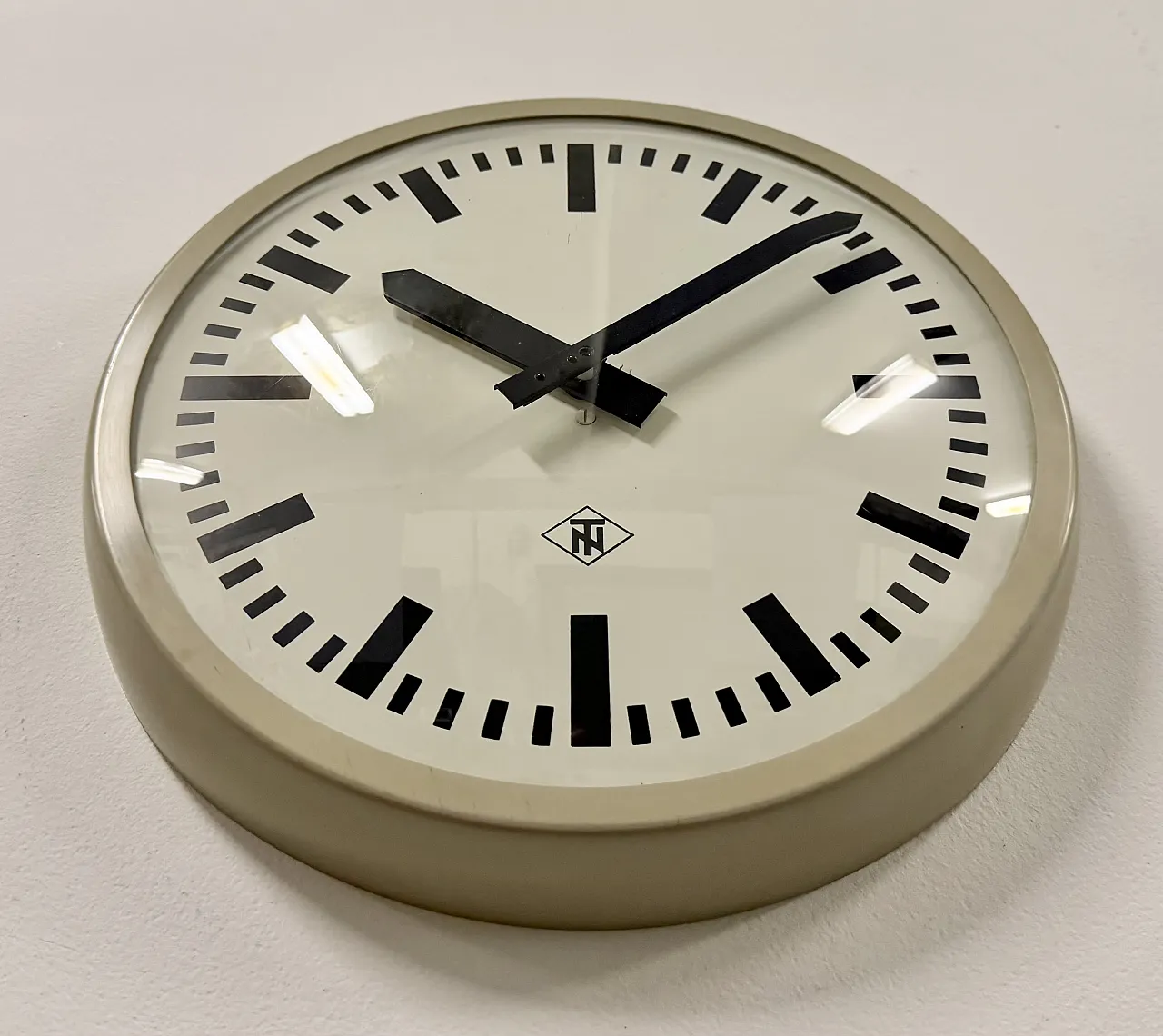Industrial Grey Bakelite Wall Clock from TN, 1960s 6