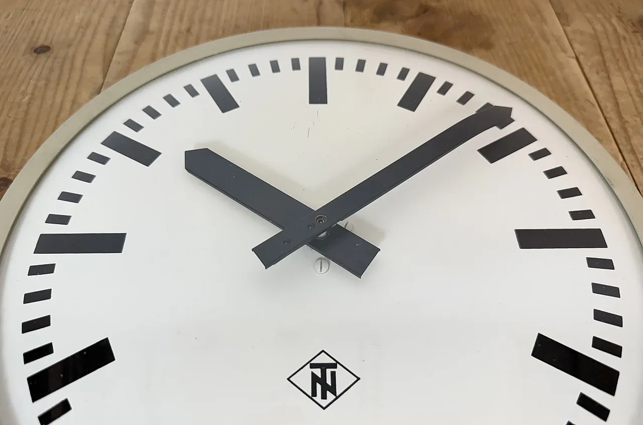 Industrial Grey Bakelite Wall Clock from TN, 1960s 9