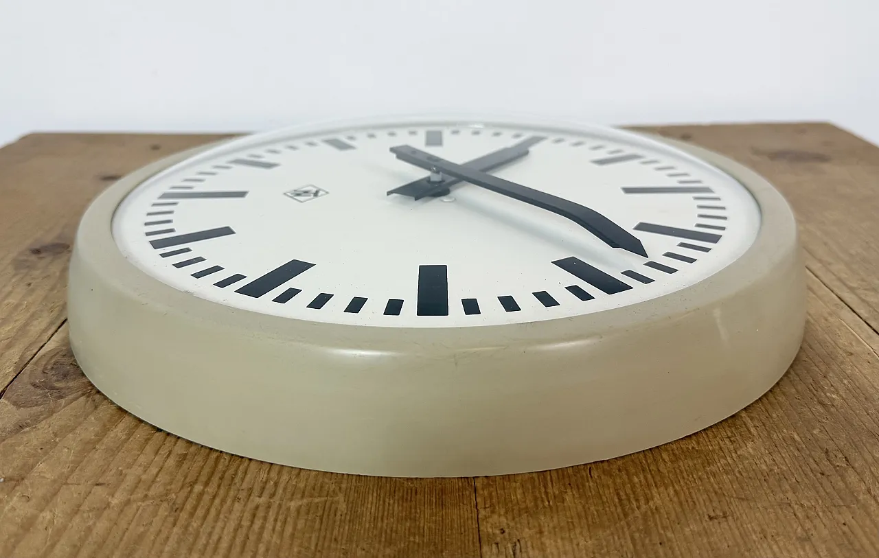 Industrial Grey Bakelite Wall Clock from TN, 1960s 11
