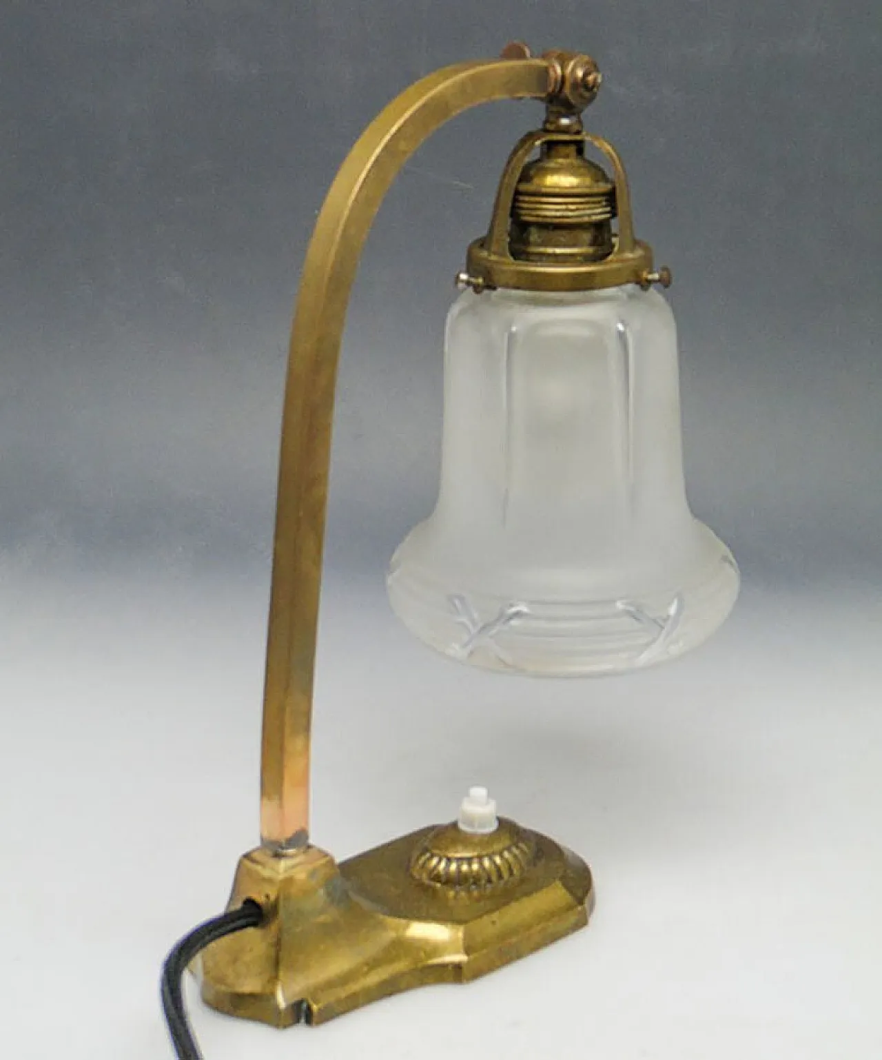 Lampada da notte Art Nouveau in vetro e metallo, Germania, primi del Novecento. 3