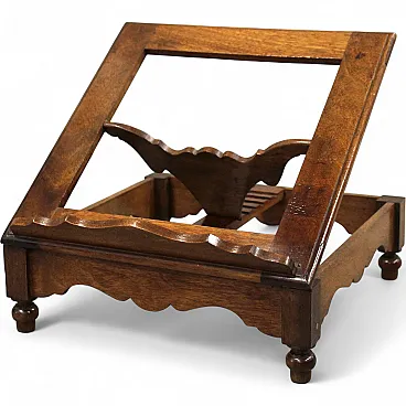 Table lectern in 19th century Italian walnut