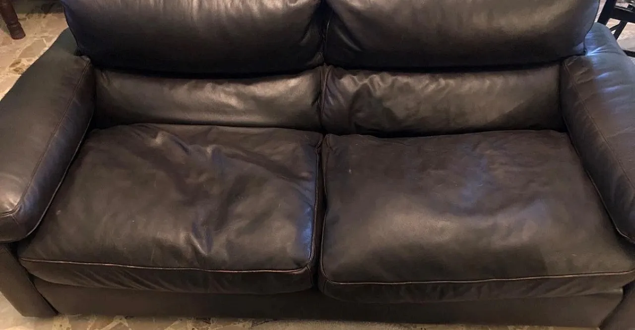 Black leather two-seater sofa, 1980s 5
