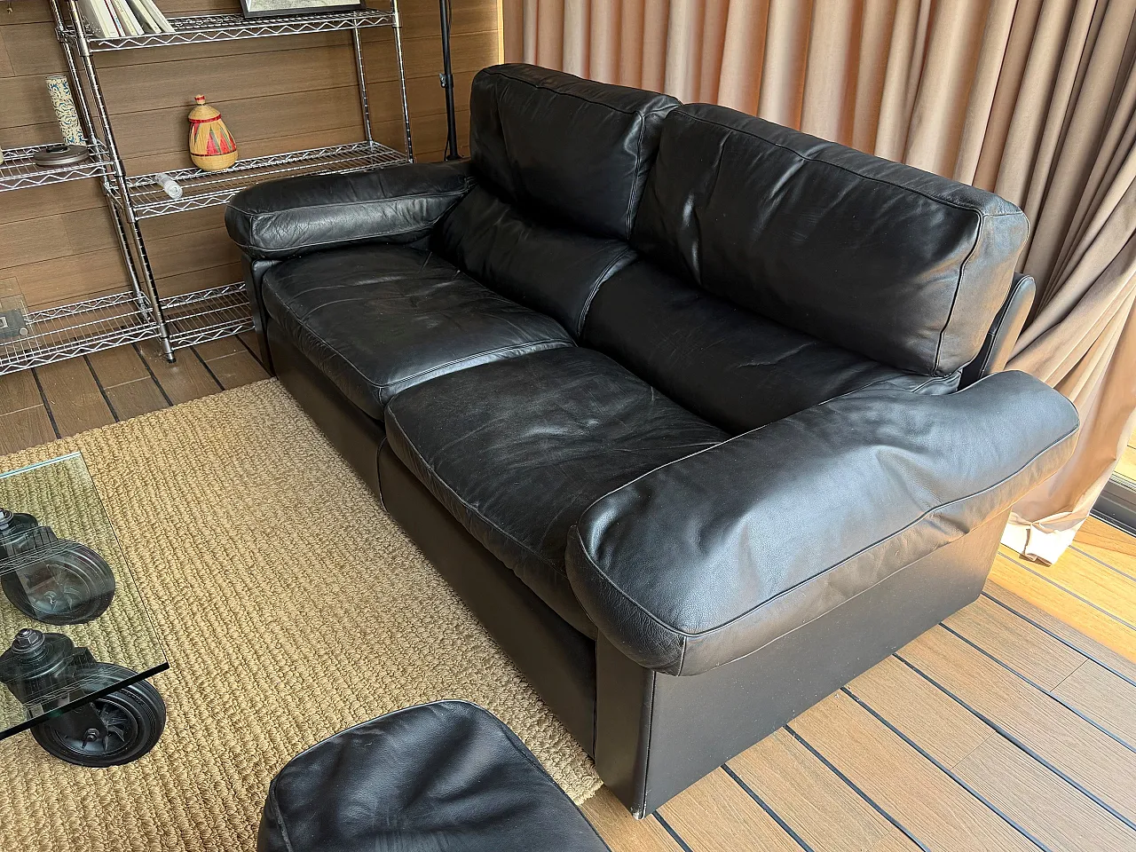Black leather two-seater sofa, 1980s 7