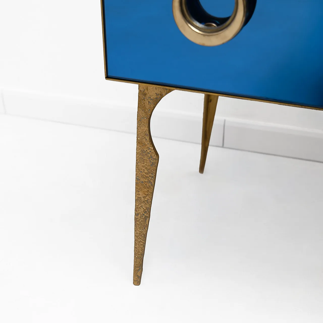 Pair of blue mirrored chests of drawers with brass details, 2000s 7