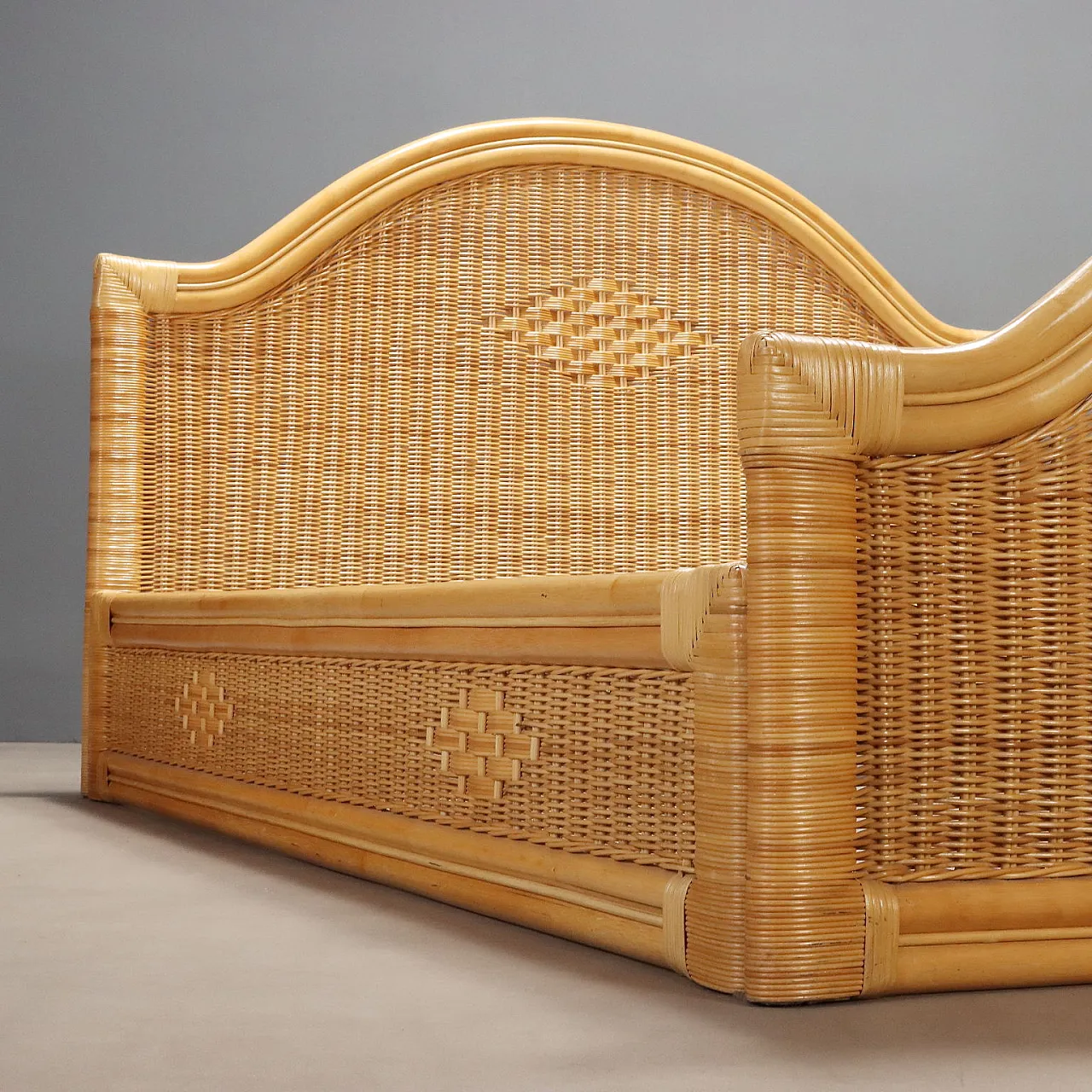 Letto in vimini e bambù, anni '80 6