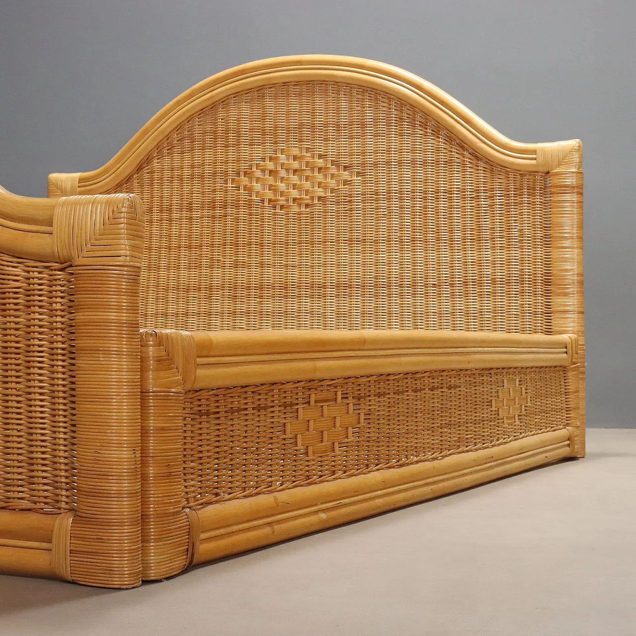 Letto in vimini e bambù, anni '80 7