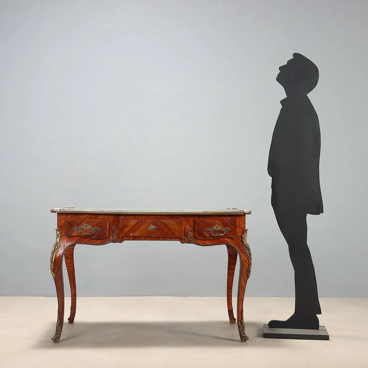 Napoleon III style desk in bois de rose, 19th century 2