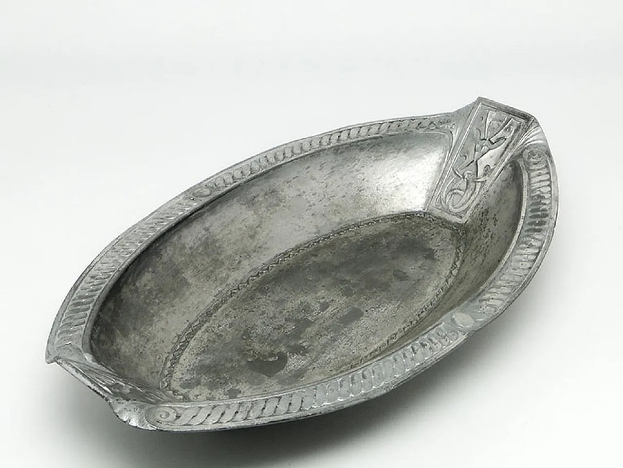 Ciotola tedesca in stile Art Nouveau di Kayser, primi del Novecento. 1
