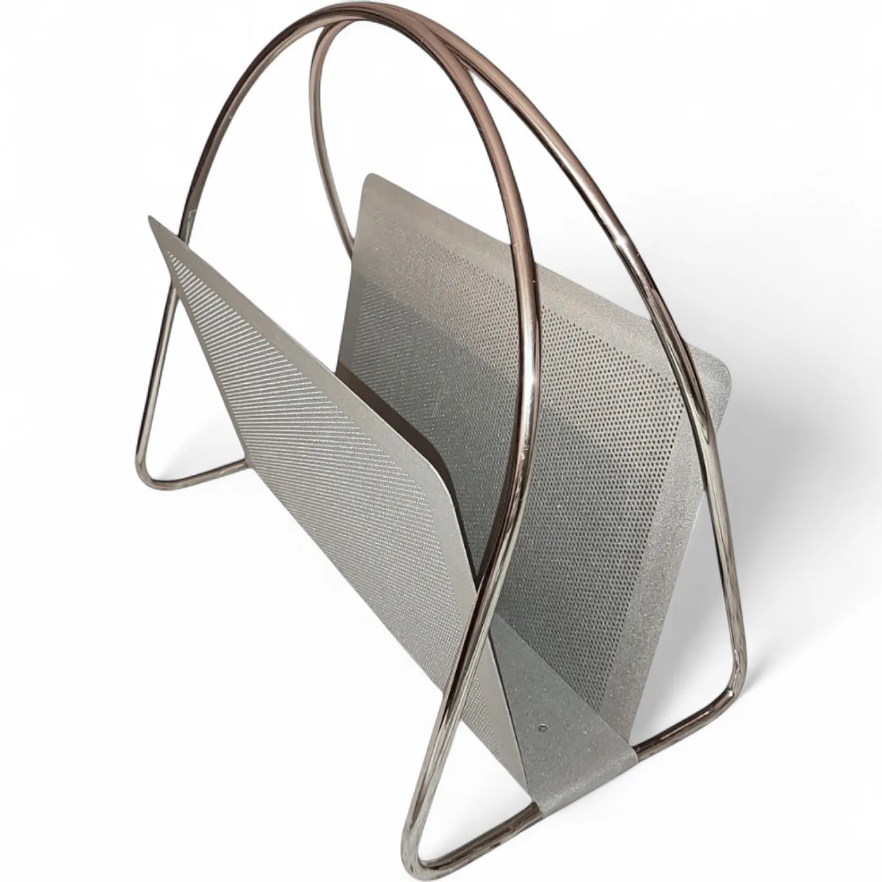 Magazine rack Marius Mascagni in perforated and tubular metal, 1960s 29