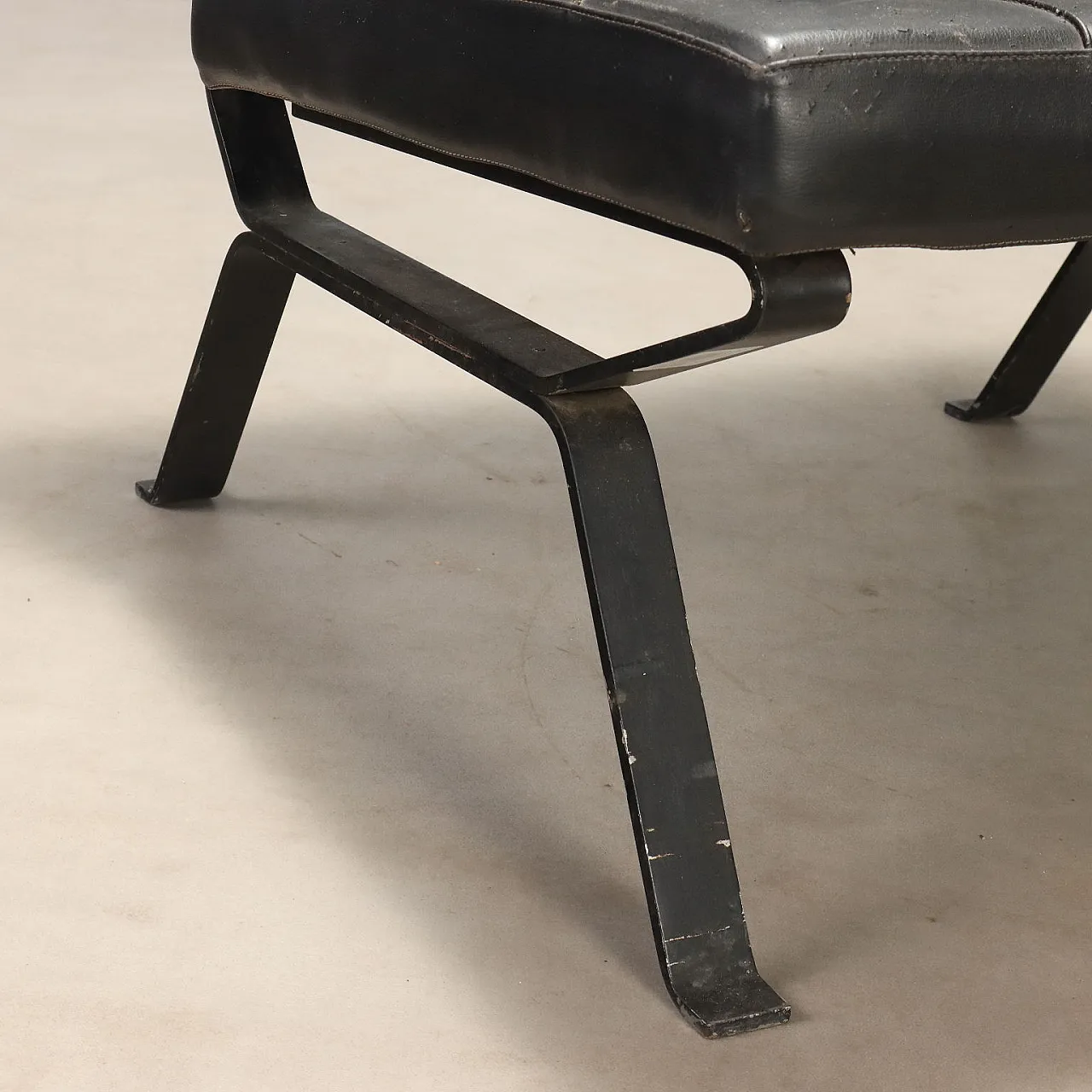 Armchair to be renovated, 1970s 7