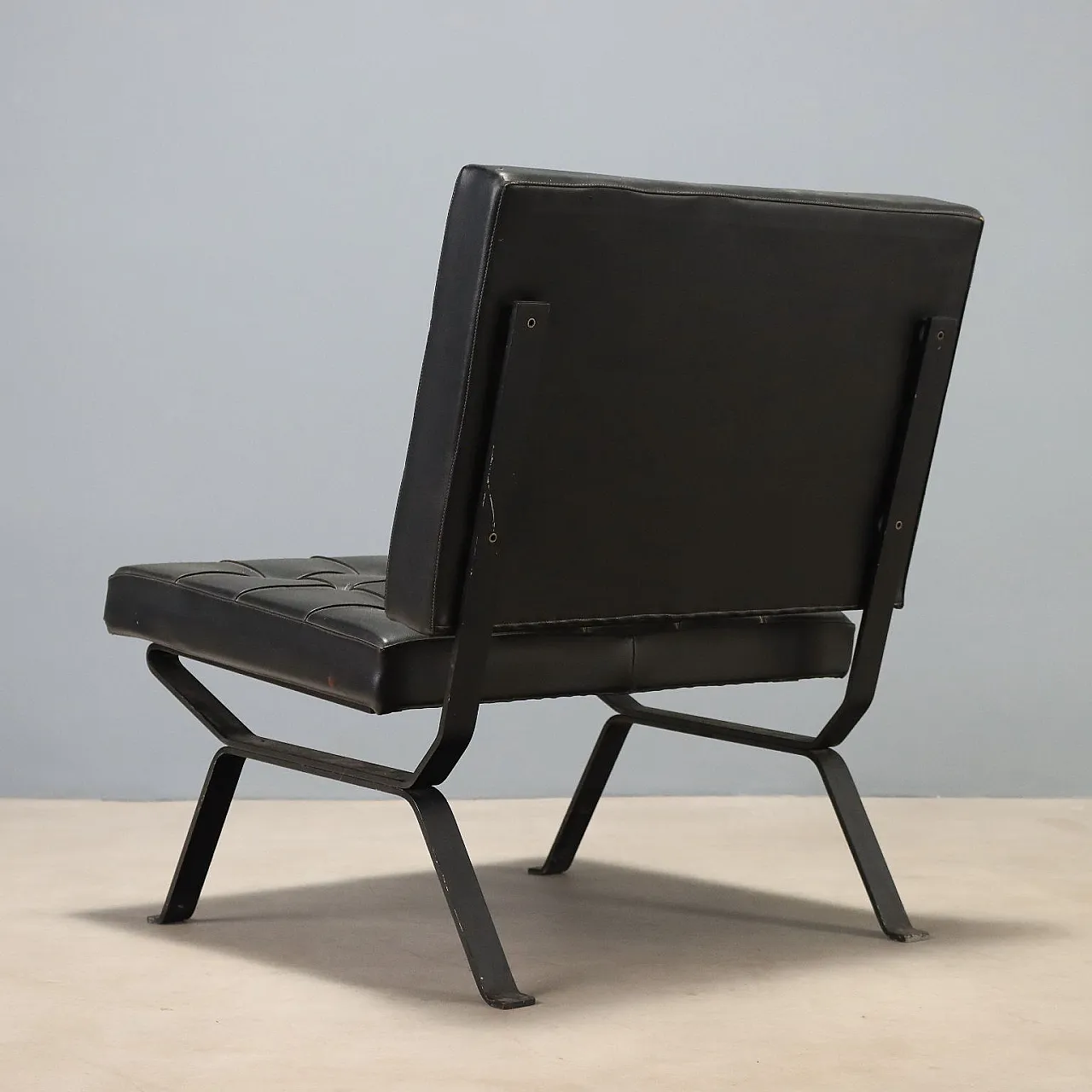 Armchair to be renovated, 1970s 9