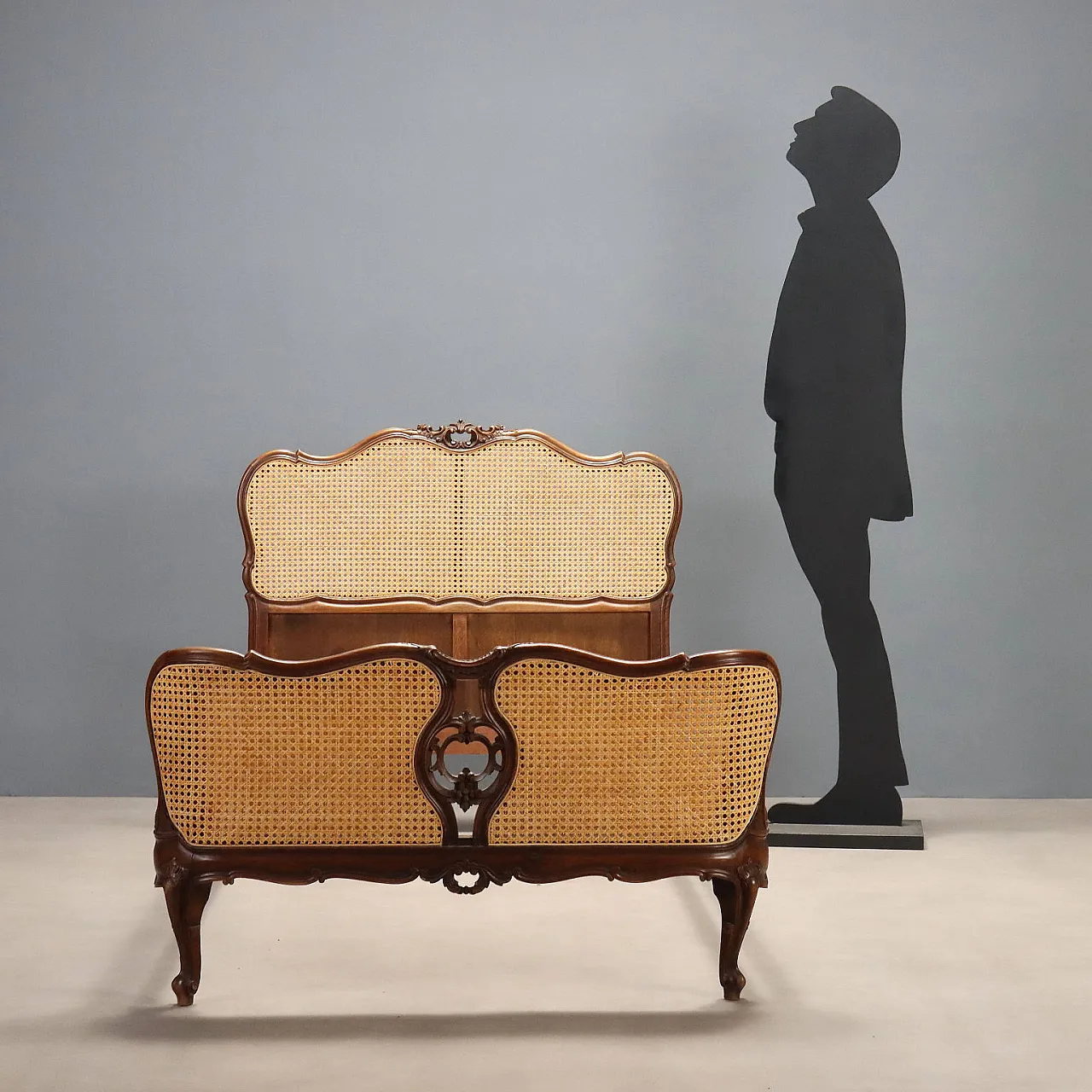 Letto singolo in stile Barocchetto in noce, '900 3