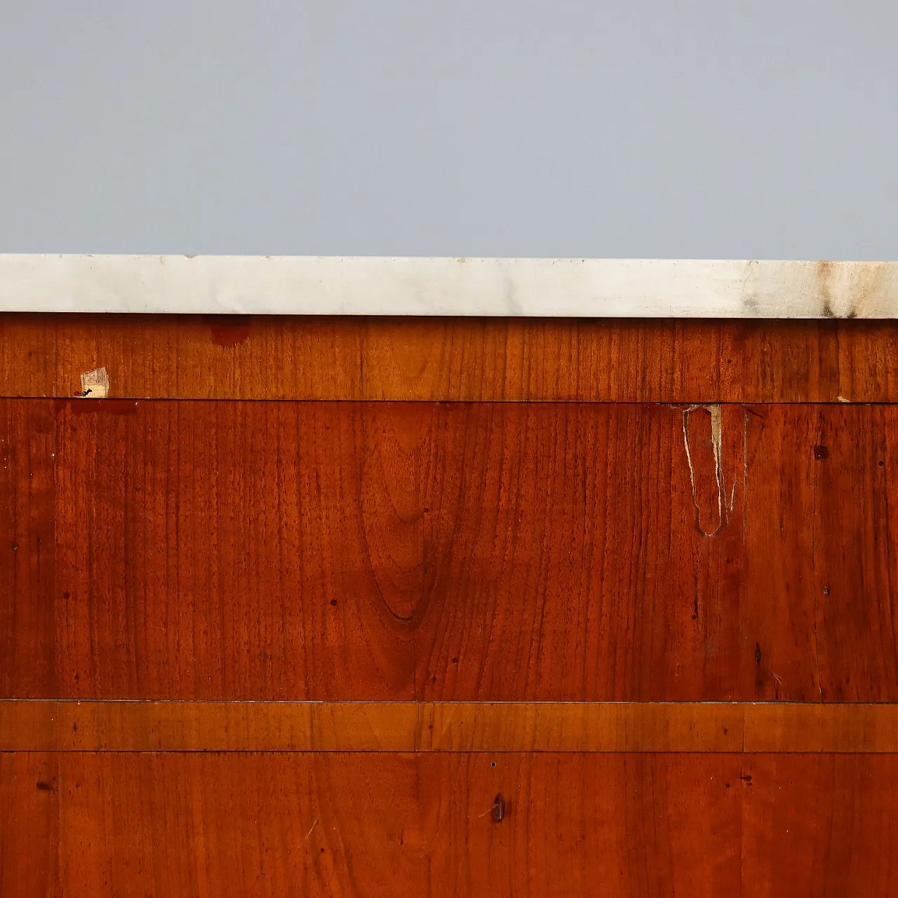 Mahogany chest of drawers, 19th century 5