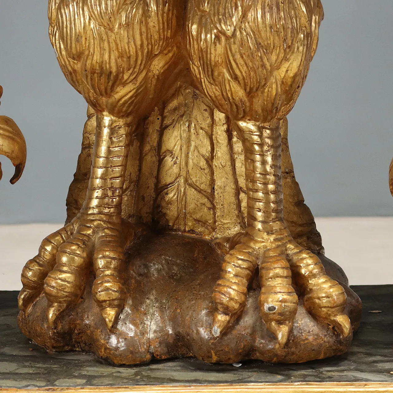 Baroque console in carved and gilded wood, 18th century 8