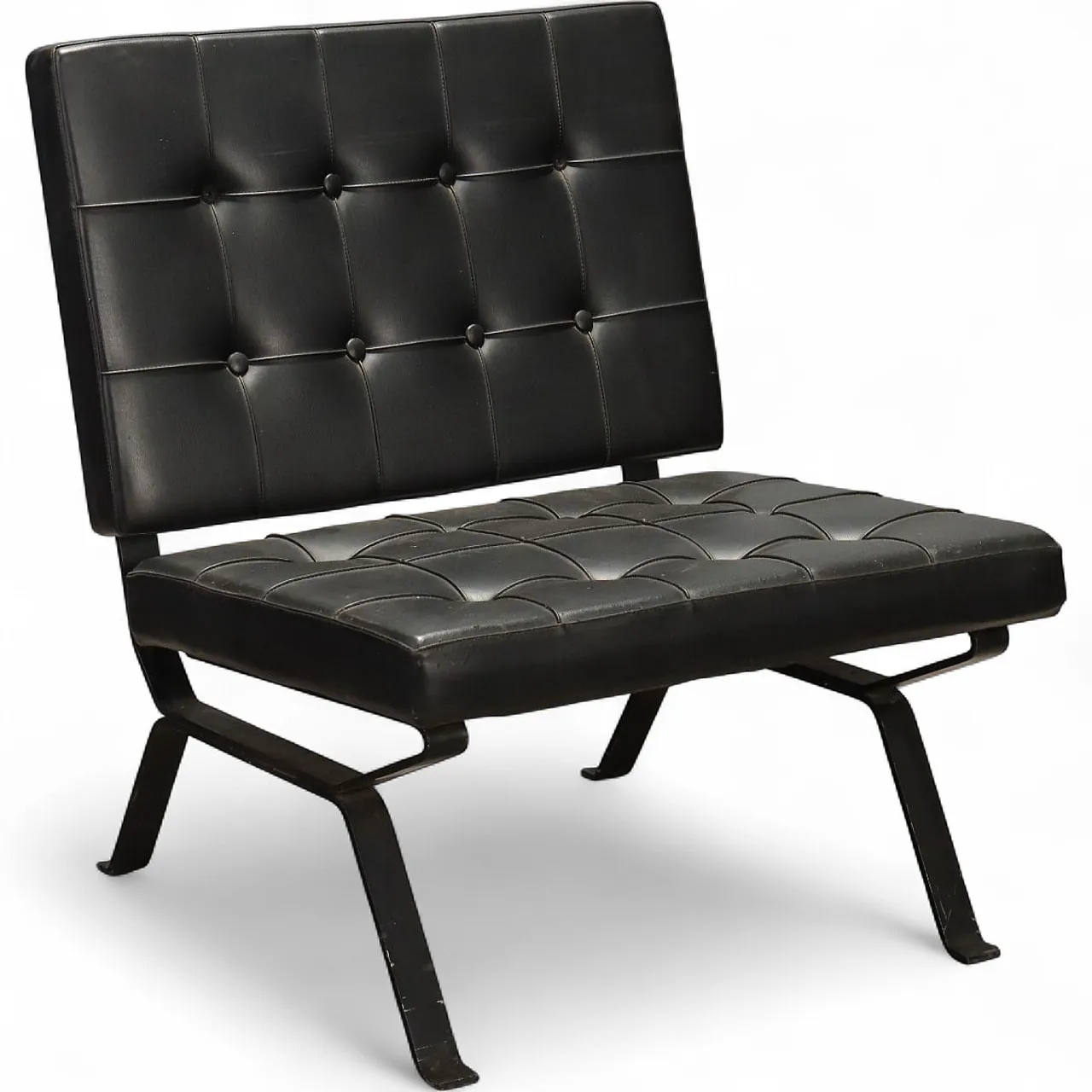 Armchair to be renovated, 1970s 11