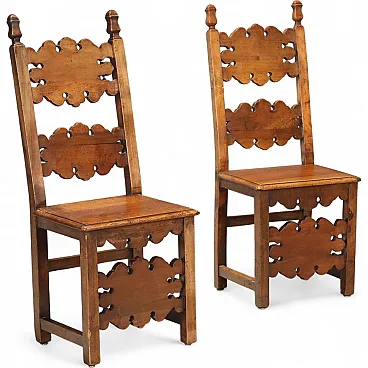 Pair of Baroque walnut chairs, 18th century