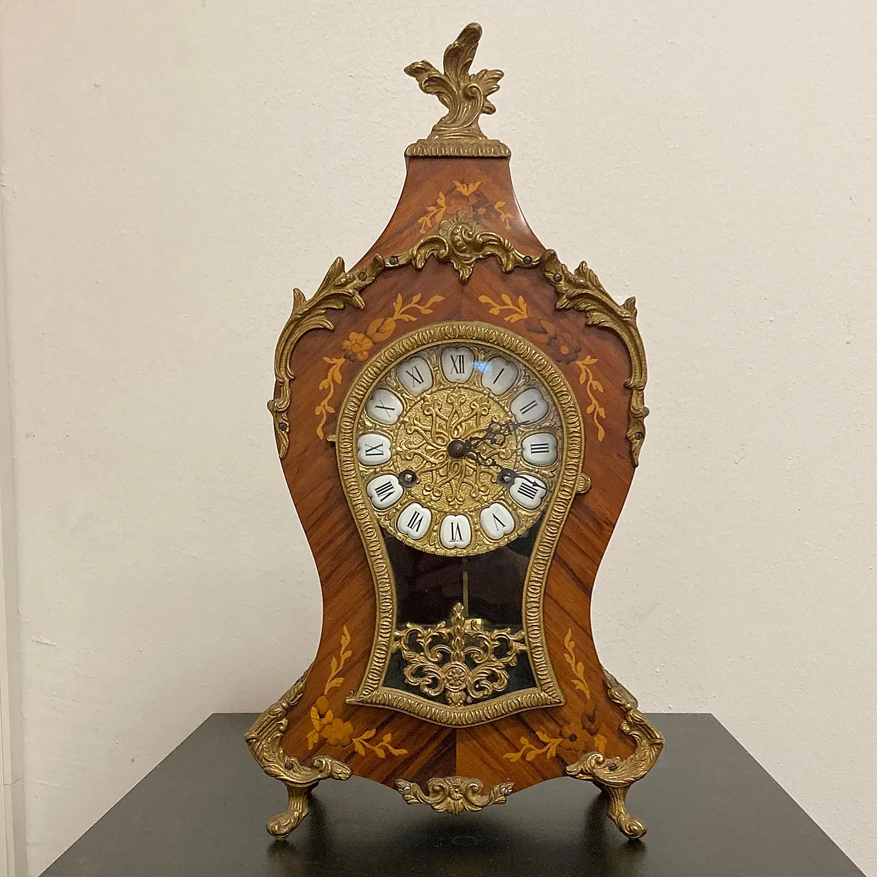 Mantel clock with gilded bronze frame and inlays, 1960s 1
