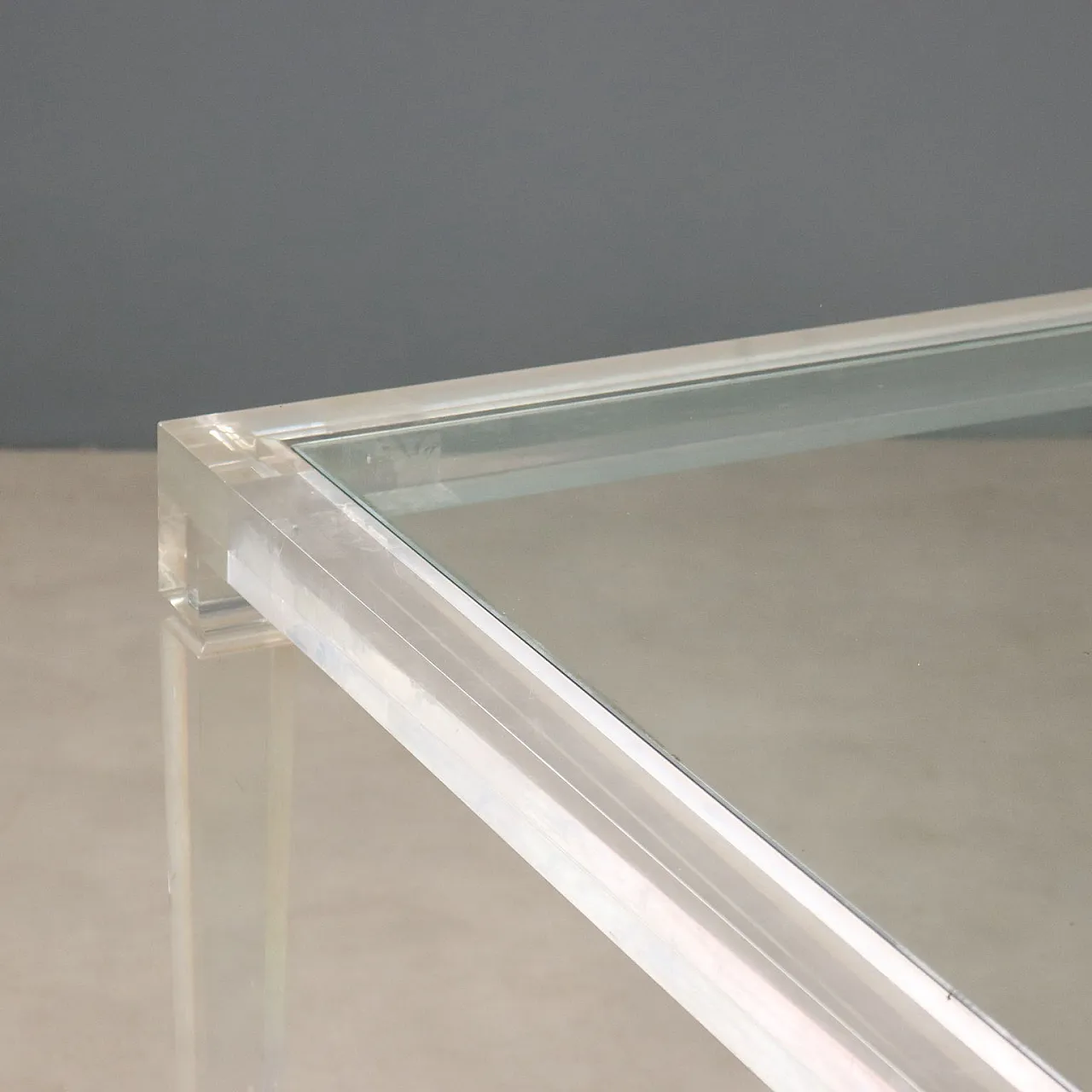 Plexiglass center table, 20th century 3