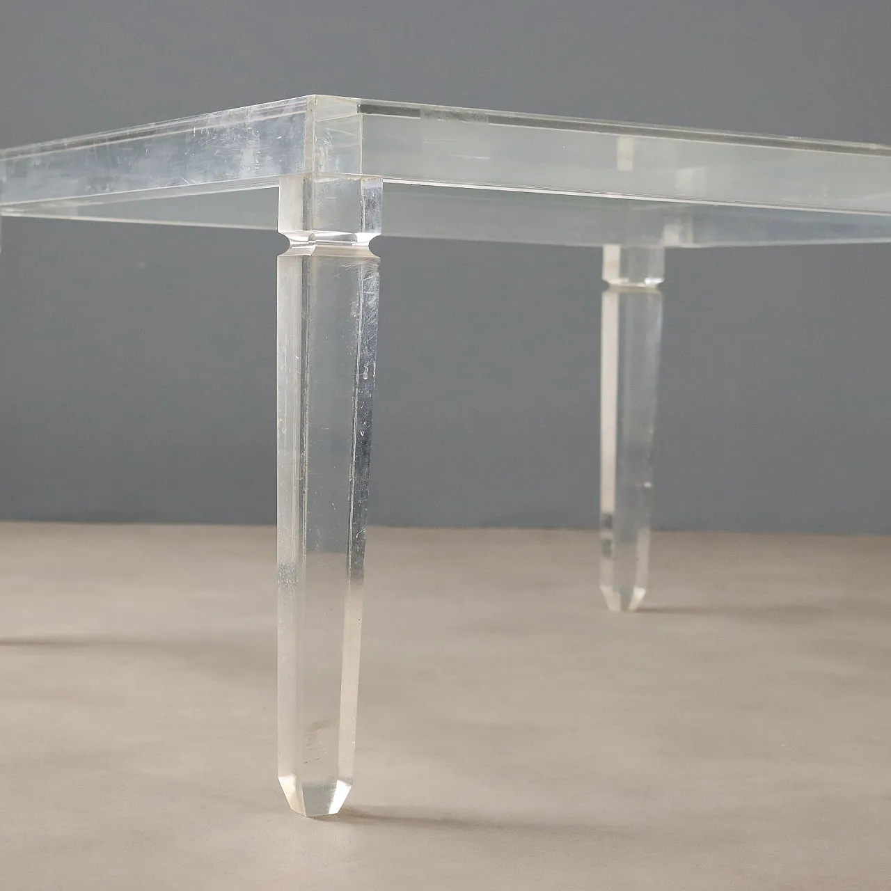 Plexiglass center table, 20th century 6