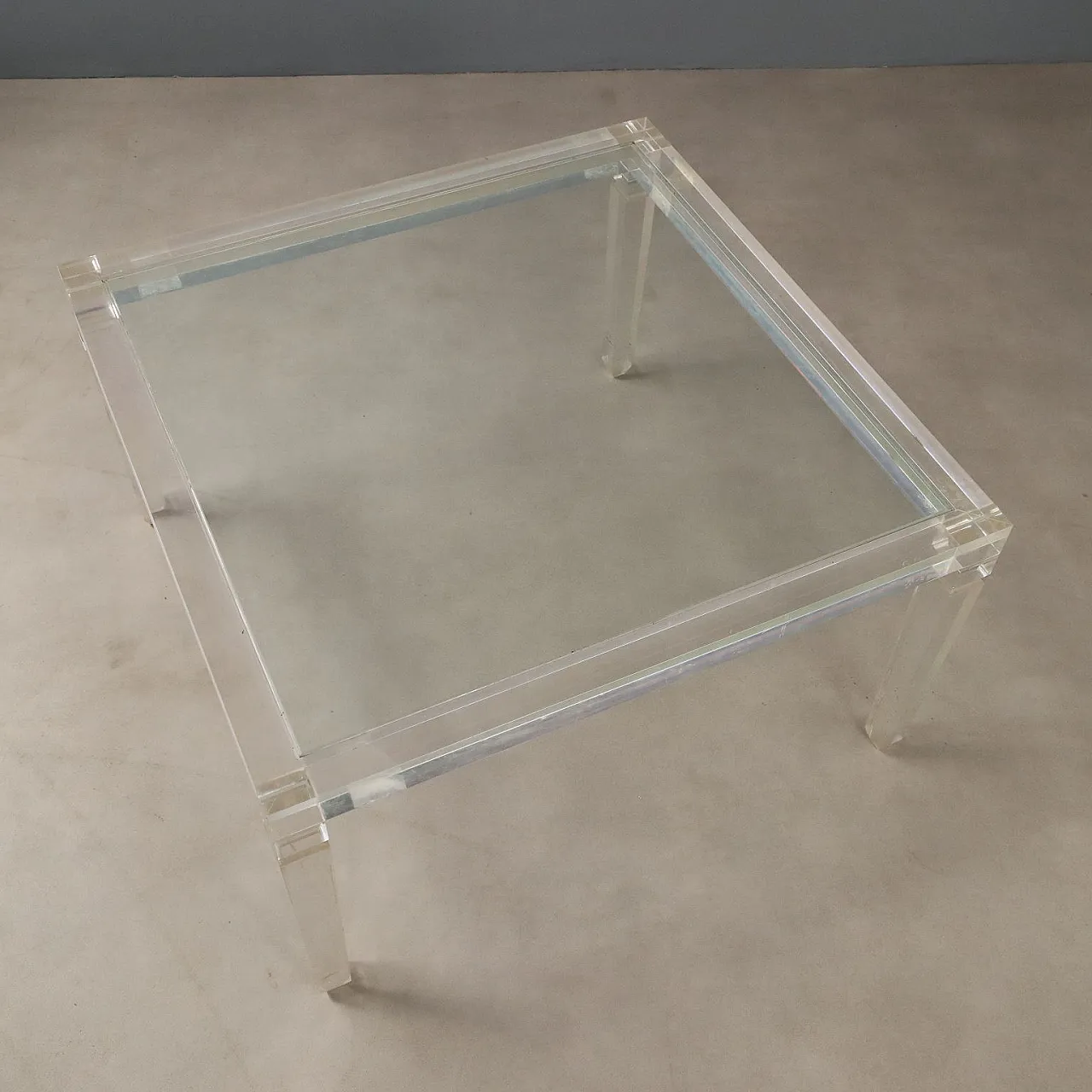 Plexiglass center table, 20th century 7