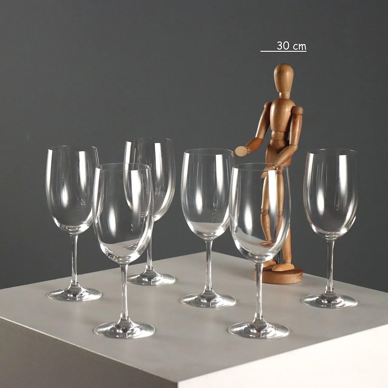 6 Baccarat crystal wine glasses, 20th century 2