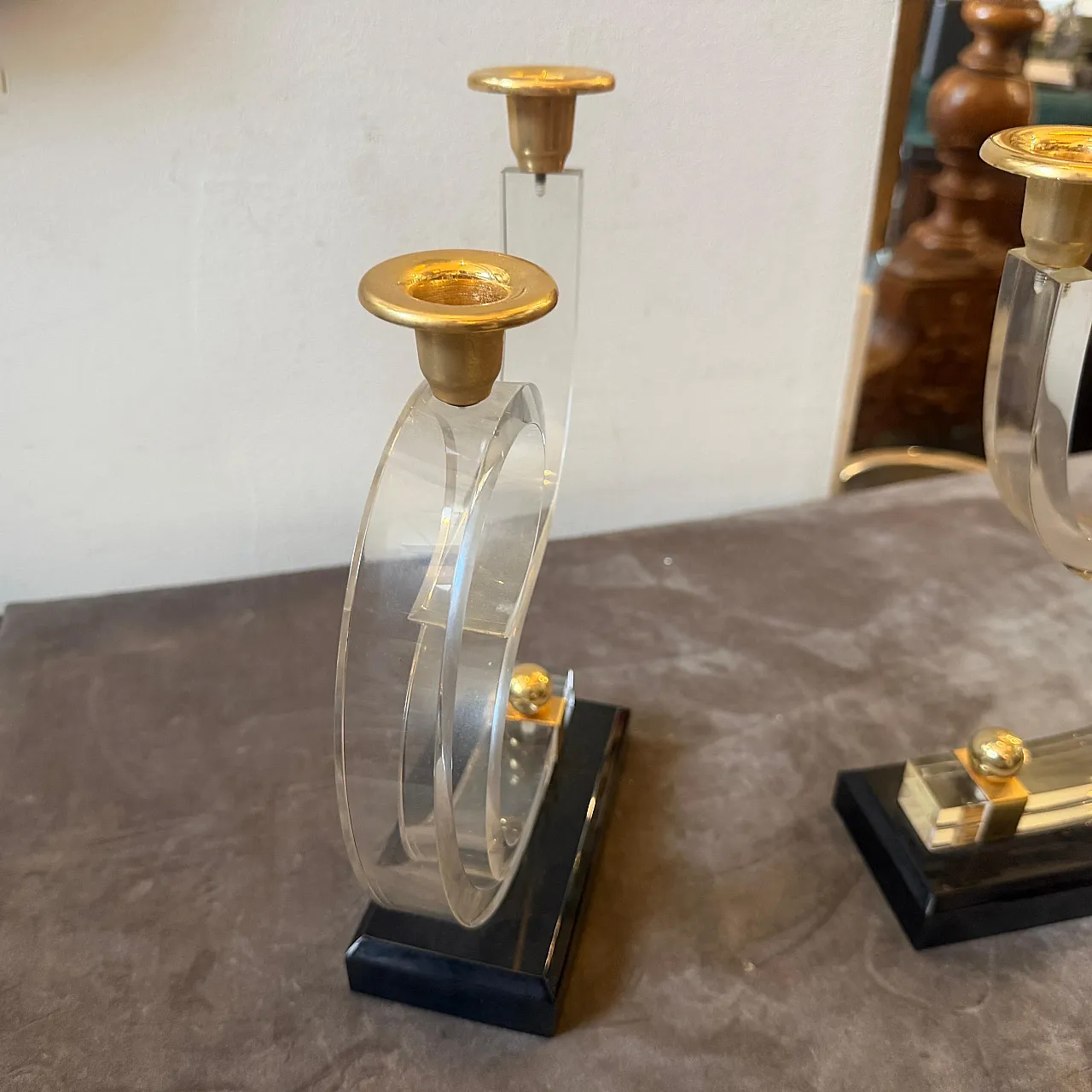 Pair of Mid-Century Modern lucite and brass candlesticks, 1970s 4