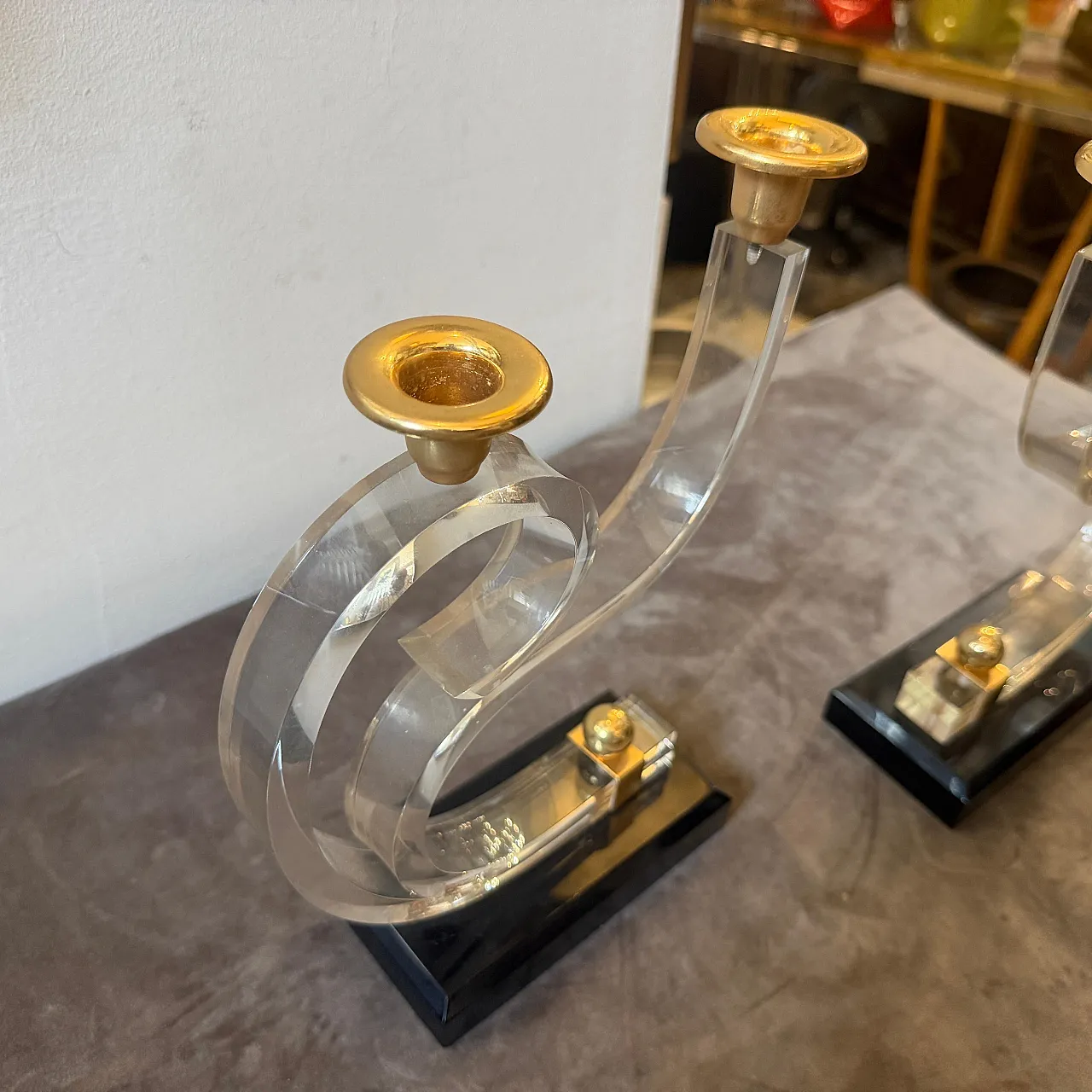 Pair of Mid-Century Modern lucite and brass candlesticks, 1970s 11