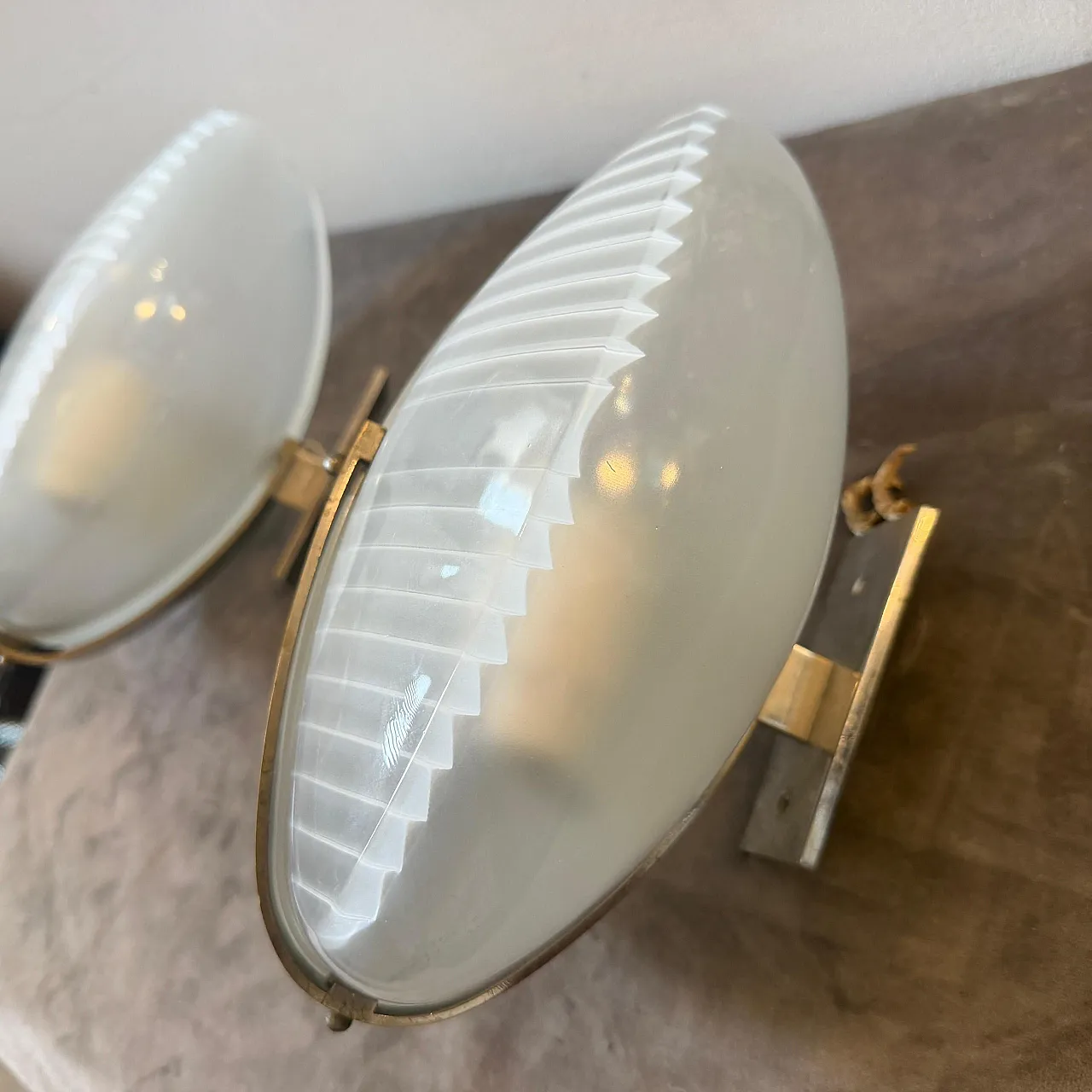 Coppia di applique Lambda di Vico Magistretti per Artemide, anni '60 13