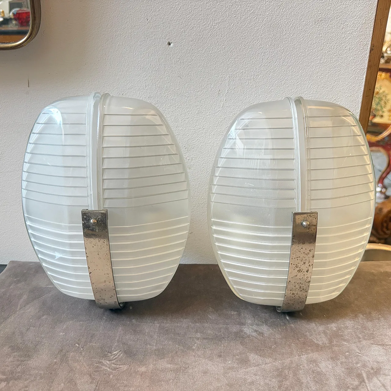 Coppia di applique Lambda di Vico Magistretti per Artemide, anni '60 19