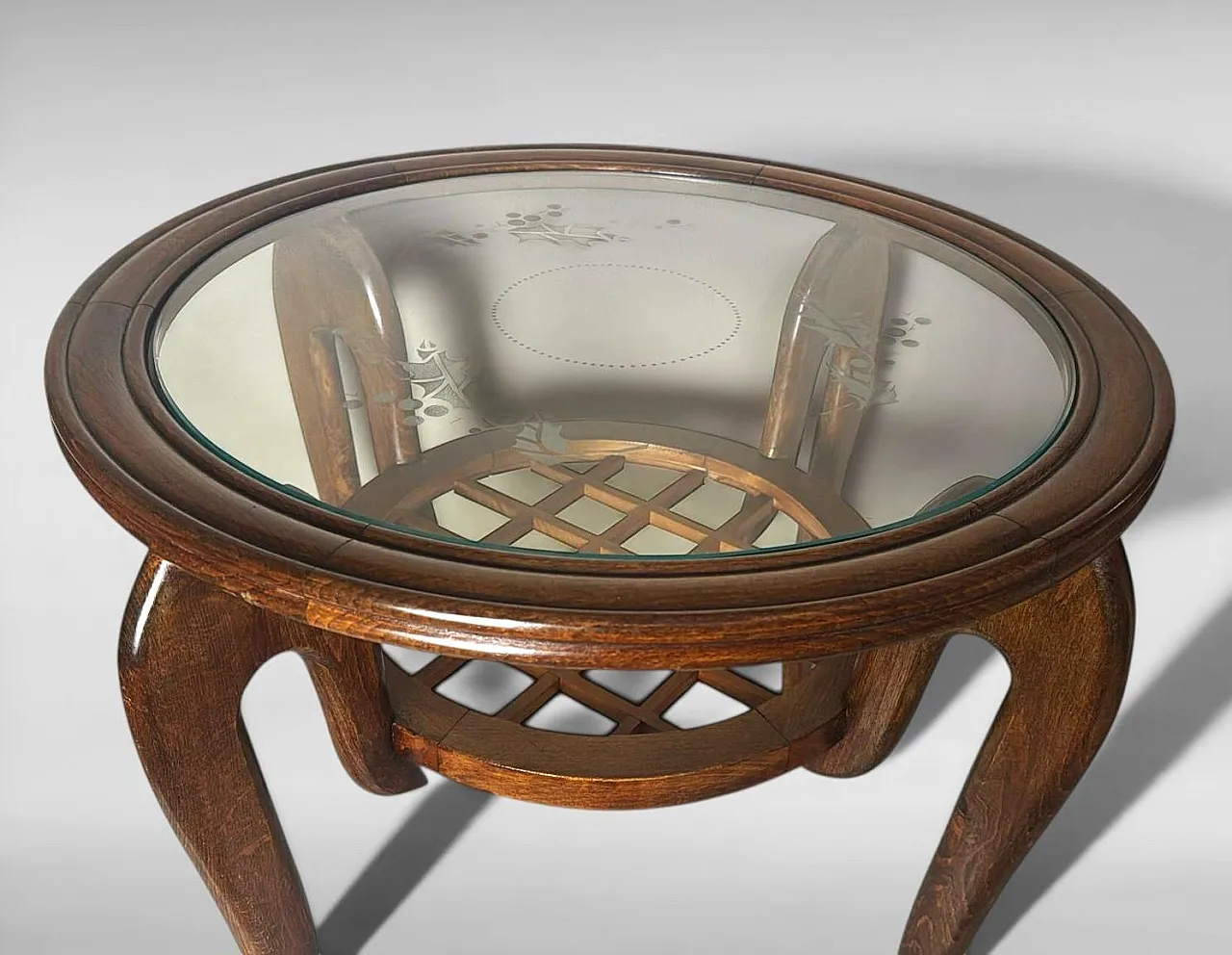 Tavolino in noce di Paolo Buffa con piano in vetro smussato, anni '50 6