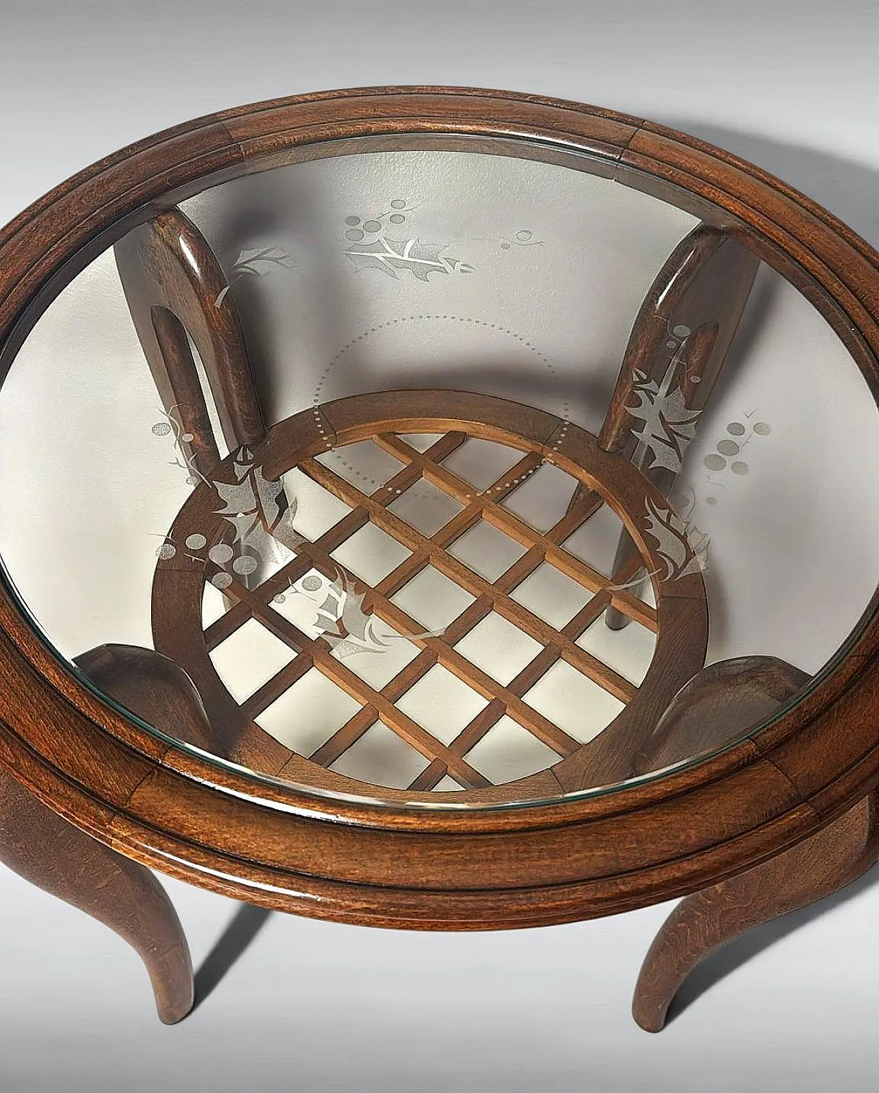 Tavolino in noce di Paolo Buffa con piano in vetro smussato, anni '50 9