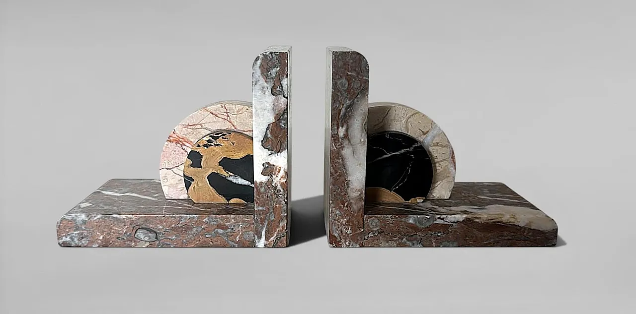 Pair of Art Deco bookends in polychrome marble, 1930s 2