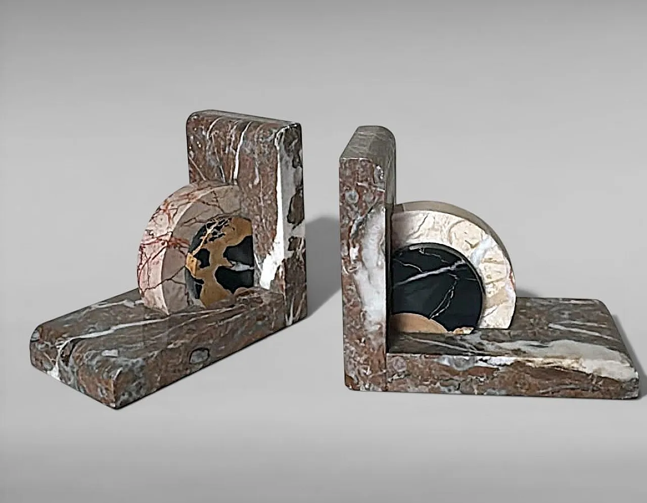 Pair of Art Deco bookends in polychrome marble, 1930s 3