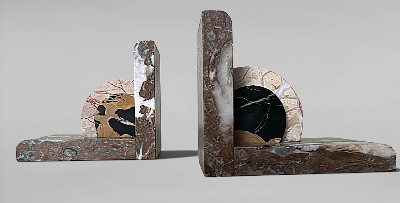 Pair of Art Deco bookends in polychrome marble, 1930s 4